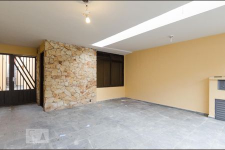 Garagem de casa à venda com 2 quartos, 180m² em Rudge Ramos, São Bernardo do Campo