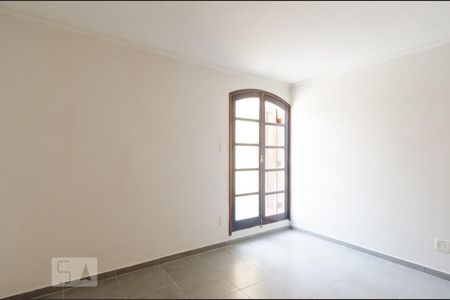 Casa à venda com 180m², 3 quartos e 2 vagasQuarto 2