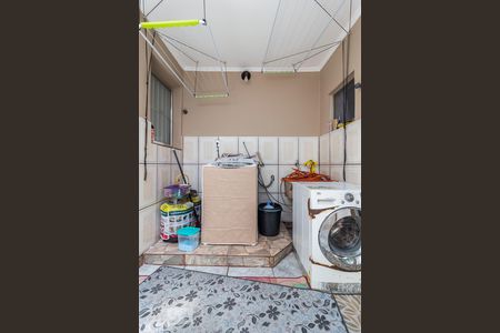 Casa à venda com 155m², 3 quartos e 1 vagaÁrea de serviço