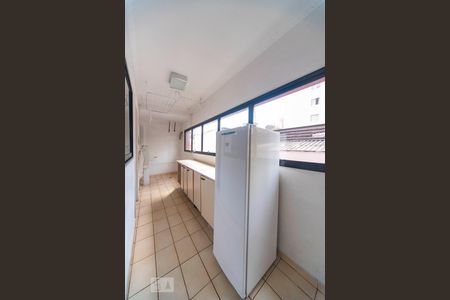 Apartamento para alugar com 130m², 3 quartos e 2 vagasÁrea de Serviço - Frezzer 