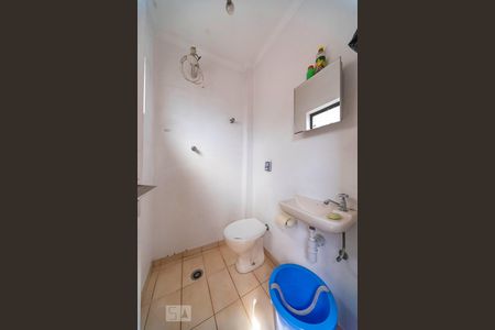 Apartamento para alugar com 130m², 3 quartos e 2 vagasBanheiro de Serviço