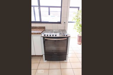 Apartamento para alugar com 130m², 3 quartos e 2 vagasFogão. 