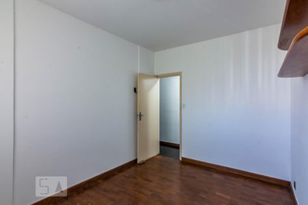 Apartamento à venda com 170m², 4 quartos e 1 vagaQuarto 2