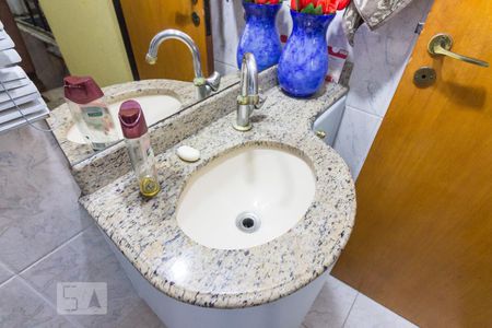 Lavabo de casa à venda com 3 quartos, 210m² em Água Fria, São Paulo