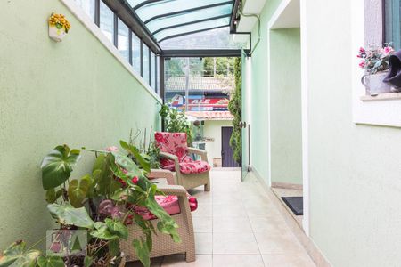 Casa à venda com 210m², 3 quartos e 5 vagasCorredor Lateral