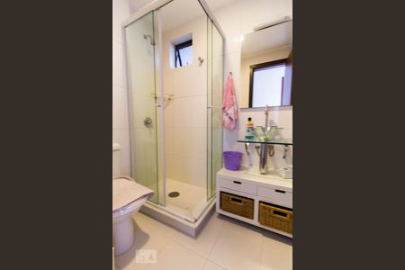 Apartamento à venda com 177m², 3 quartos e 4 vagasBanheiro