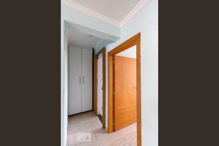Corredor de apartamento para alugar com 1 quarto, 52m² em Bosque da Saúde, São Paulo