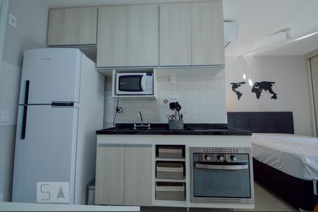 Cozinha de kitnet/studio para alugar com 1 quarto, 26m² em Campos Elíseos, São Paulo