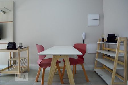 Cozinha de kitnet/studio para alugar com 1 quarto, 26m² em Campos Elíseos, São Paulo