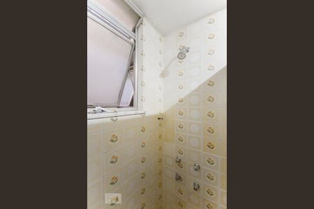 Banheiro de apartamento para alugar com 3 quartos, 98m² em Tijuca, Rio de Janeiro