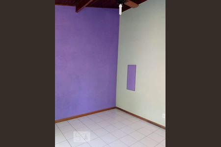 Casa à venda com 250m², 6 quartos e 4 vagas Casa à venda com 250m², 6 quartos e 4 vagasDormitório