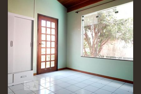Casa à venda com 250m², 6 quartos e 4 vagas Casa à venda com 250m², 6 quartos e 4 vagasDormitório