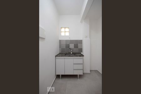 Cozinha de apartamento para alugar com 1 quarto, 34m² em Santa Cecília, São Paulo