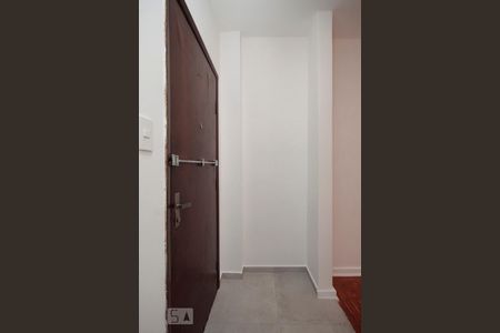Apartamento para alugar com 34m², 1 quarto e sem vagaEntrada