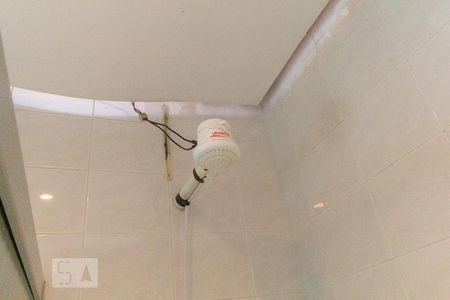 Casa à venda com 200m², 3 quartos e 2 vagasBanheiro