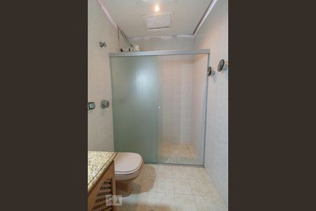 Casa à venda com 200m², 3 quartos e 2 vagasBanheiro