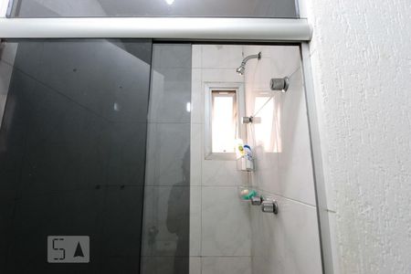 banheiro de apartamento para alugar com 2 quartos, 70m² em Super Quadra Morumbi, São Paulo