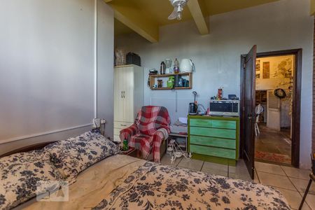 Casa para alugar com 850m², 4 quartos e 6 vagas Casa para alugar com 850m², 4 quartos e 6 vagasQuarto de serviço