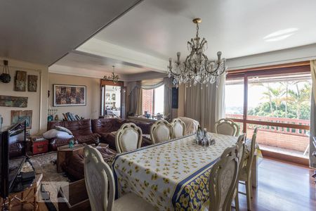 Casa para alugar com 850m², 4 quartos e 6 vagas Casa para alugar com 850m², 4 quartos e 6 vagasSala 2