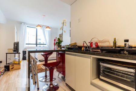 Cozinha de kitnet/studio para alugar com 1 quarto, 27m² em Bethaville I, Barueri