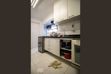 Apartamento para alugar com 103m², 2 quartos e 2 vagasCozinha