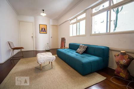 Sala de estar de apartamento para alugar com 2 quartos, 103m² em Pinheiros, São Paulo