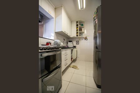 Apartamento para alugar com 103m², 2 quartos e 2 vagasCozinha