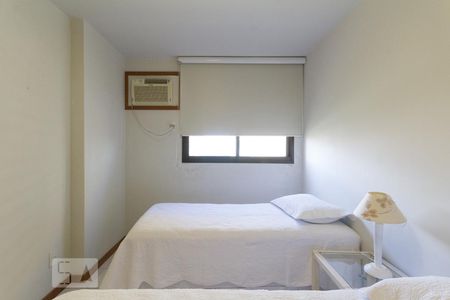 Suíte de apartamento para alugar com 2 quartos, 75m² em Barra da Tijuca, Rio de Janeiro