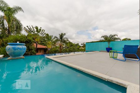 Casa à venda com 500m², 3 quartos e 4 vagas Casa à venda com 500m², 3 quartos e 4 vagasVaranda Sala