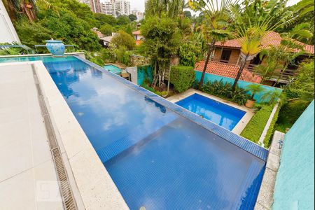 Casa à venda com 500m², 3 quartos e 4 vagas Casa à venda com 500m², 3 quartos e 4 vagasVaranda Sala