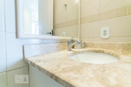 Apartamento à venda com 60m², 2 quartos e 1 vaga Apartamento à venda com 60m², 2 quartos e 1 vagaBanheiro