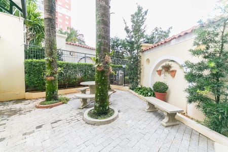 Apartamento à venda com 60m², 2 quartos e 1 vaga Apartamento à venda com 60m², 2 quartos e 1 vagaHall