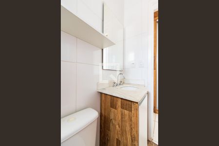 Casa de condomínio à venda com 77m², 2 quartos e 2 vagasBanheiro da Suíte