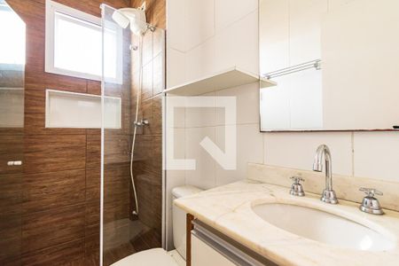 Casa de condomínio à venda com 77m², 2 quartos e 2 vagasBanheiro da Suíte