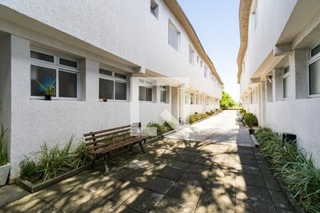 Casa de condomínio à venda com 77m², 2 quartos e 2 vagasÁrea comum