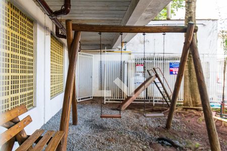 Casa de condomínio à venda com 77m², 2 quartos e 2 vagasPlayground