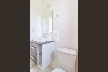 Casa de condomínio à venda com 77m², 2 quartos e 2 vagasBanheiro da Suíte 2