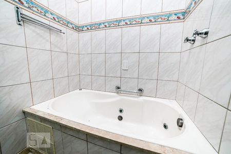 Banheiro de casa para alugar com 2 quartos, 120m² em Parque Novo Mundo, São Paulo
