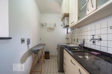 Apartamento à venda com 35m², 1 quarto e 1 vaga Apartamento à venda com 35m², 1 quarto e 1 vagaCozinha