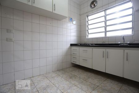 Cozinha de casa para alugar com 3 quartos, 245m² em Vila Nova Alba, São Paulo