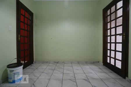 Copa de casa para alugar com 3 quartos, 245m² em Vila Nova Alba, São Paulo
