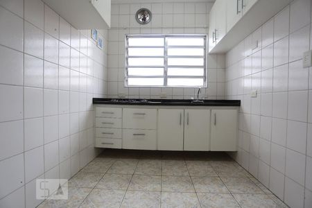 Cozinha de casa para alugar com 3 quartos, 245m² em Vila Nova Alba, São Paulo