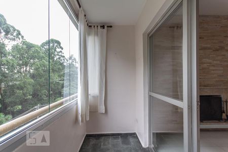 Sala _Varanda de apartamento para alugar com 2 quartos, 70m² em Super Quadra Morumbi, São Paulo