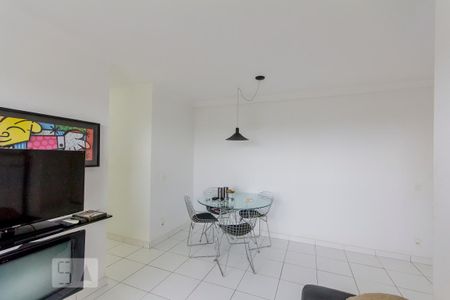 Apartamento para alugar com 62m², 2 quartos e 1 vaga Apartamento para alugar com 62m², 2 quartos e 1 vagaSala