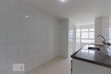 Cozinha de apartamento para alugar com 2 quartos, 100m² em Recreio dos Bandeirantes, Rio de Janeiro