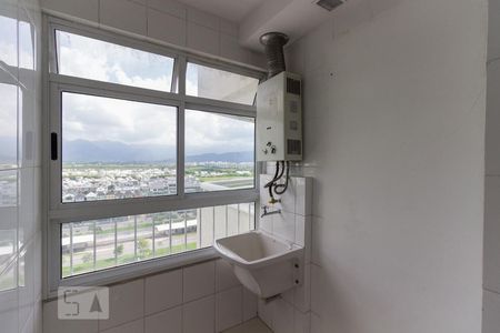 Área de serviço de apartamento para alugar com 2 quartos, 100m² em Recreio dos Bandeirantes, Rio de Janeiro