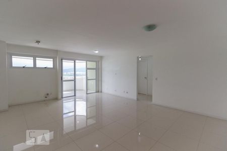 Sala de apartamento para alugar com 2 quartos, 100m² em Recreio dos Bandeirantes, Rio de Janeiro