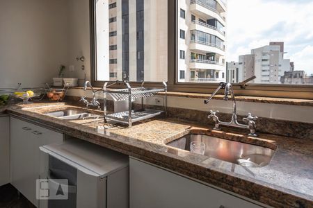 Apartamento para alugar com 450m², 4 quartos e 4 vagasCozinha