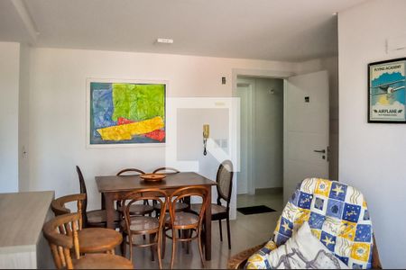 Sala de apartamento para alugar com 2 quartos, 62m² em Tristeza, Porto Alegre