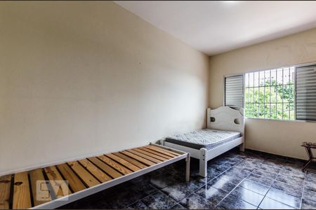 Quarto de casa para alugar com 3 quartos, 160m² em Vila Yolanda, Osasco